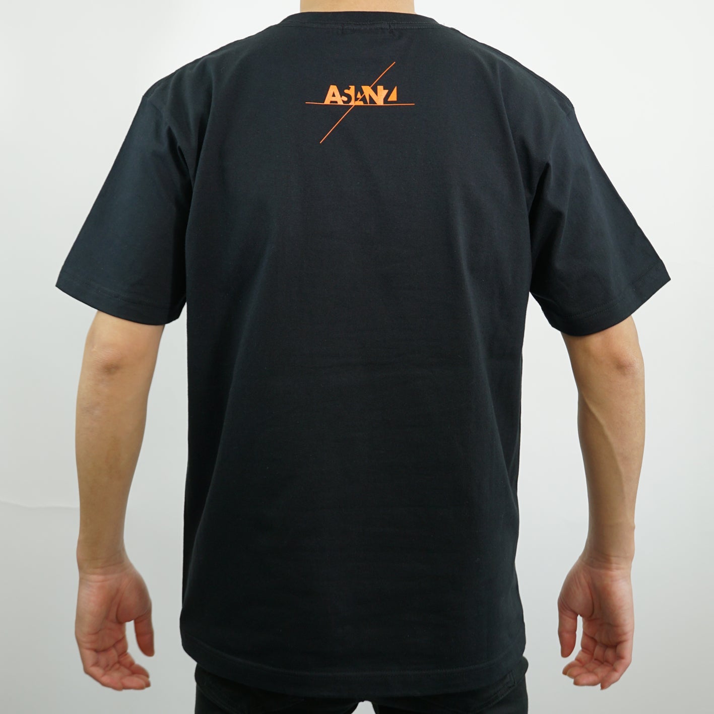 ASIANZ BORN Tシャツ